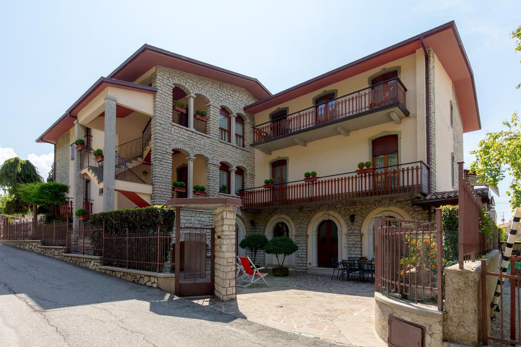 Villa Mariarosa Apartments Tignale Εξωτερικό φωτογραφία