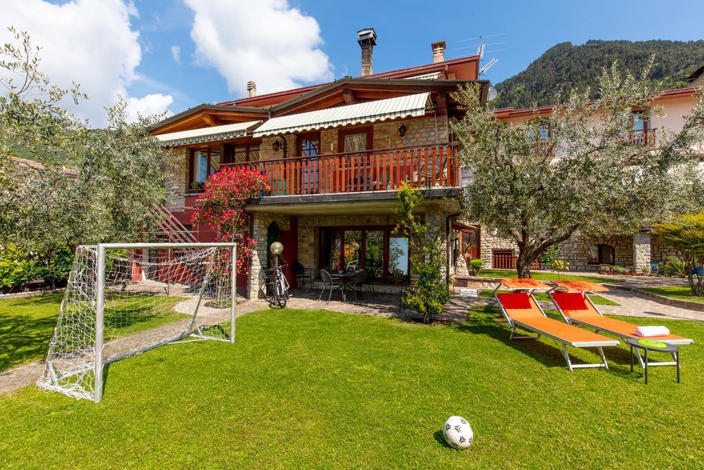 Villa Mariarosa Apartments Tignale Εξωτερικό φωτογραφία