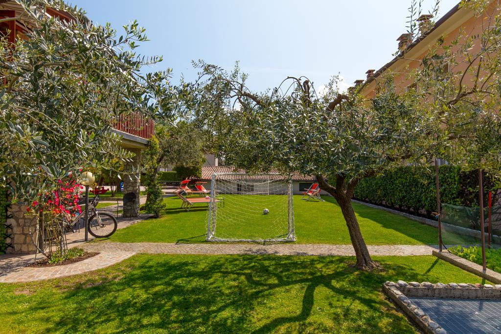 Villa Mariarosa Apartments Tignale Εξωτερικό φωτογραφία
